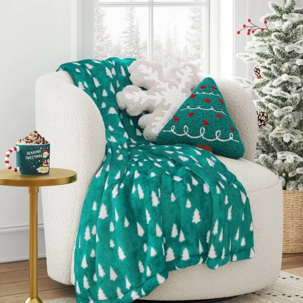 Wondershop Teal and White Tree Throw Blanket - Picture 2 of 7